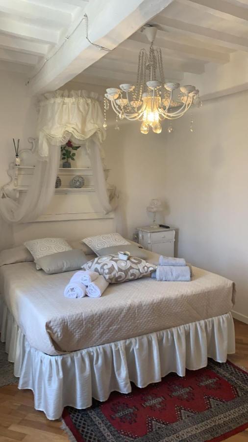 Appartamento Incantevole Nel Centro Di Arezzo Ngoại thất bức ảnh