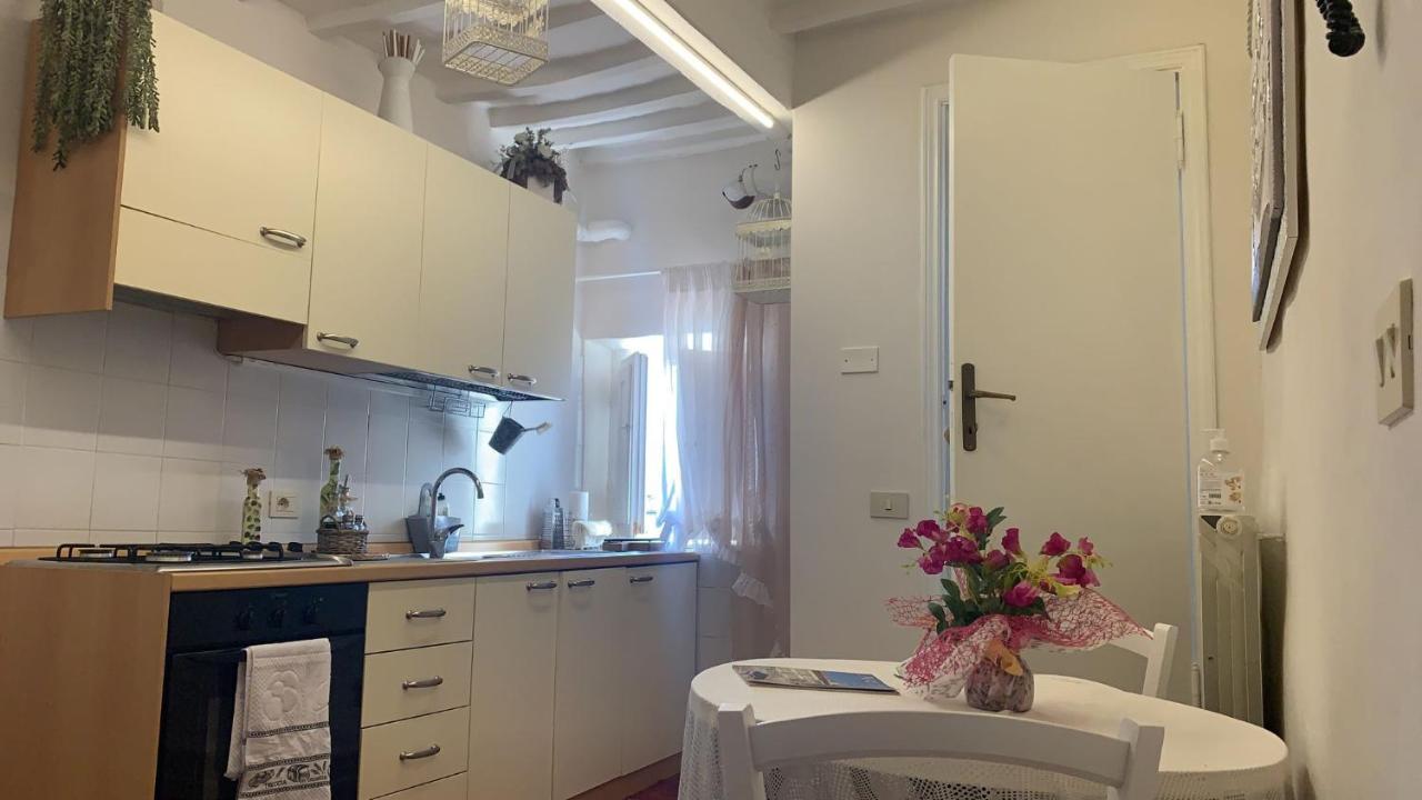 Appartamento Incantevole Nel Centro Di Arezzo Ngoại thất bức ảnh